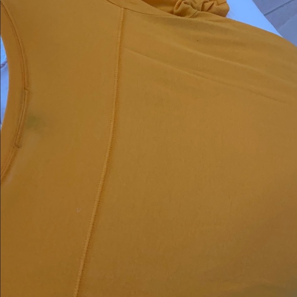 Cropped tee - Picture 2 of 2